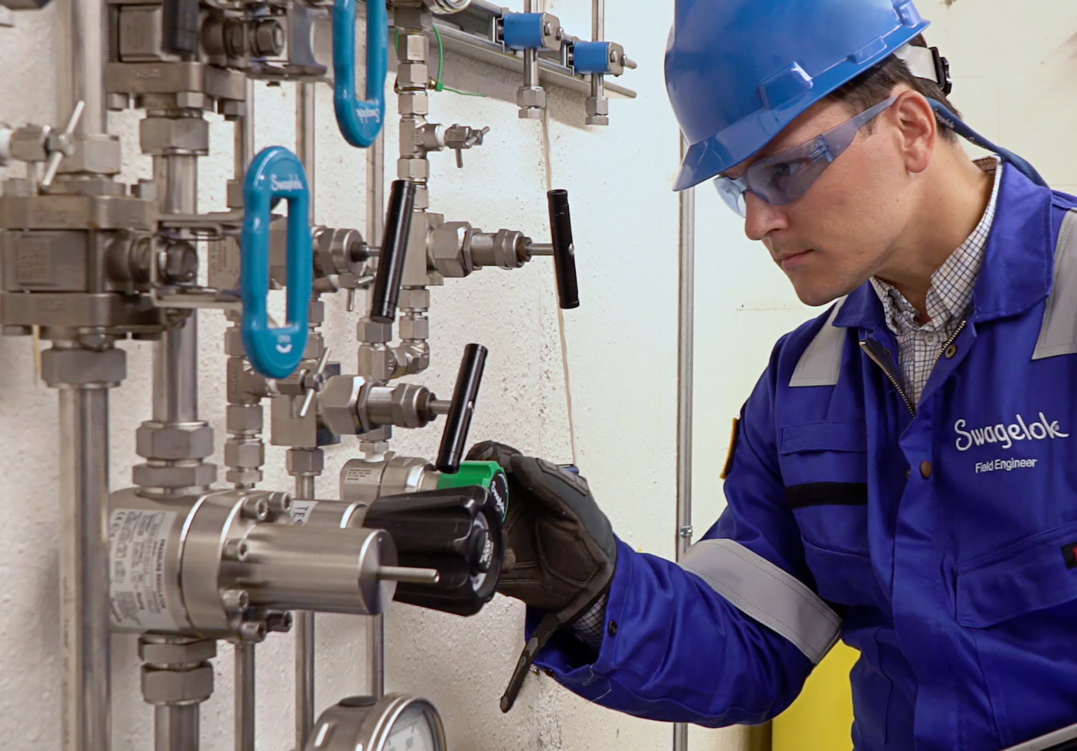 Photography-Gas Distribution Services-02_Cropped